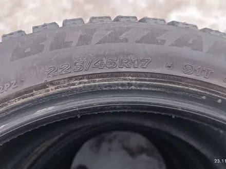 Bridgestone blizzak за 190 000 тг. в Астана – фото 3