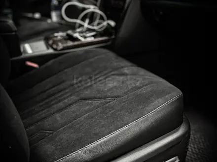 Toyota Camry 2015 года за 9 500 000 тг. в Актобе – фото 8