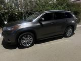 Toyota Highlander 2015 года за 20 500 000 тг. в Актау – фото 2