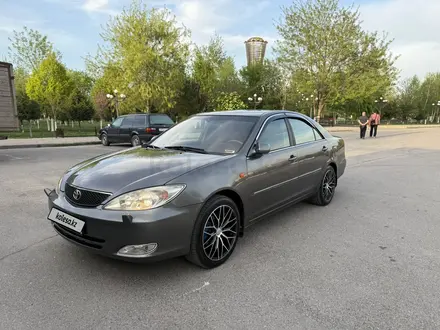 Toyota Camry 2004 года за 5 500 000 тг. в Шымкент – фото 2