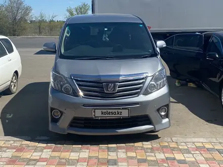 Toyota Alphard 2013 года за 9 000 000 тг. в Актобе