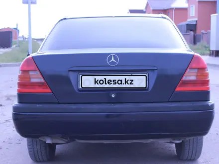 Mercedes-Benz C 220 1995 года за 1 700 000 тг. в Астана – фото 3