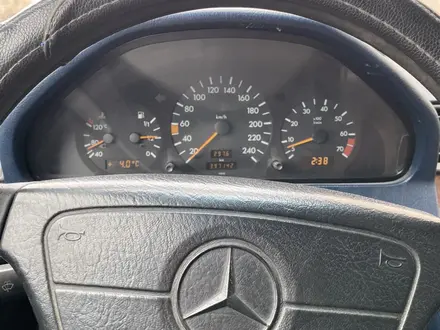 Mercedes-Benz C 220 1995 года за 1 700 000 тг. в Астана – фото 11