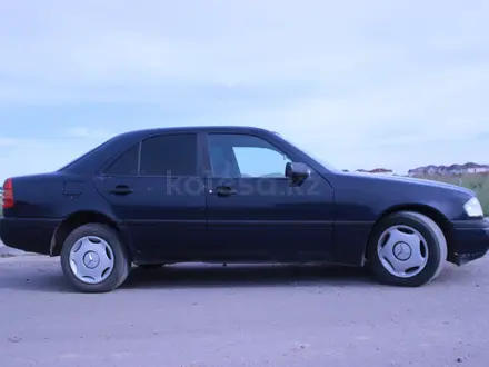 Mercedes-Benz C 220 1995 года за 1 700 000 тг. в Астана – фото 6