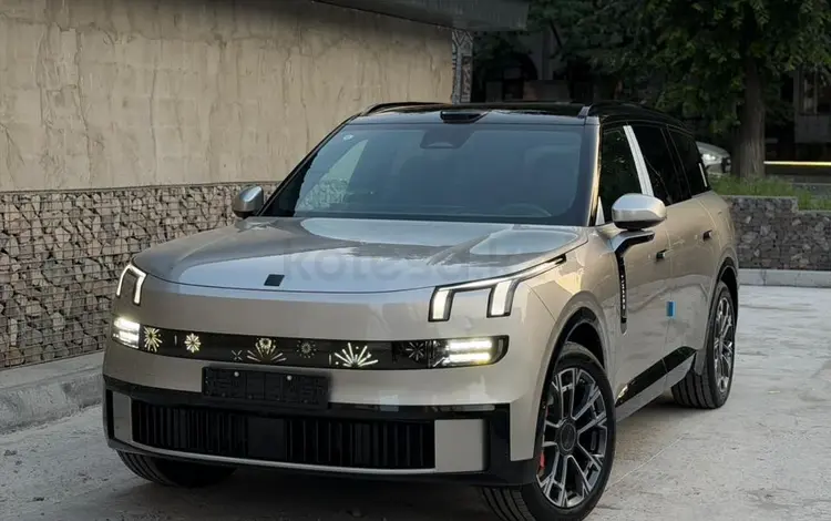 Lynk & Co 900 2.0T Ultra 2025 года за 32 800 000 тг. в Алматы