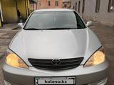 Toyota Camry 2004 годаүшін5 000 000 тг. в Шымкент – фото 2