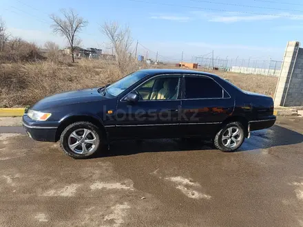 Toyota Camry 1999 года за 3 700 000 тг. в Алматы – фото 6