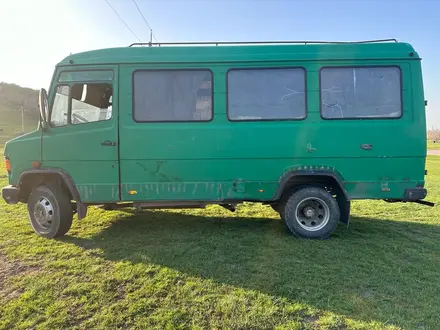 Mercedes-Benz  609D 1994 года за 2 500 000 тг. в Алматы – фото 3