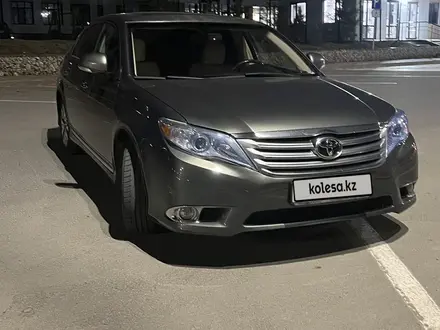 Toyota Avalon 2011 года за 8 500 000 тг. в Атырау – фото 2