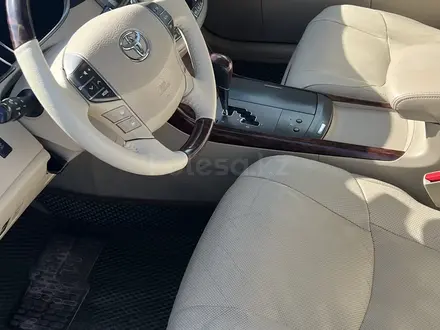 Toyota Avalon 2011 года за 8 500 000 тг. в Атырау – фото 25