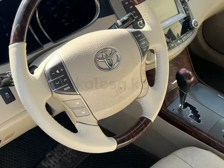 Toyota Avalon 2011 года за 8 500 000 тг. в Атырау – фото 26