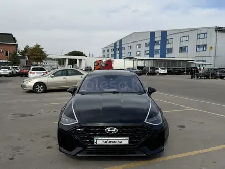 Hyundai Sonata 2021 года за 12 000 000 тг. в Алматы