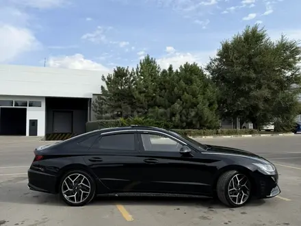 Hyundai Sonata 2021 года за 12 000 000 тг. в Алматы – фото 4