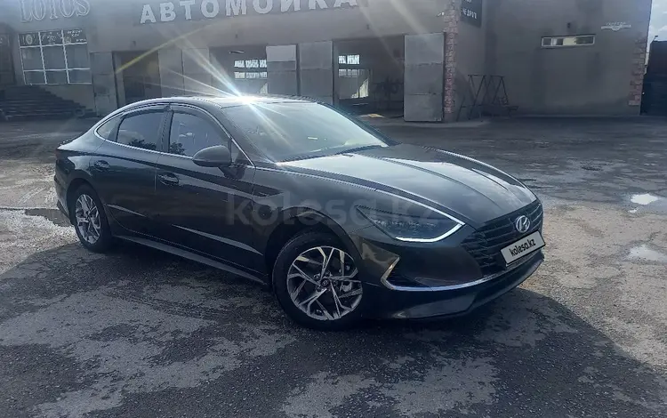 Hyundai Sonata 2021 года за 11 000 000 тг. в Караганда