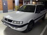 Volkswagen Passat 1994 года за 2 700 000 тг. в Астана – фото 2