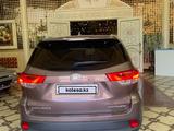 Toyota Highlander 2017 годаүшін19 000 000 тг. в Семей – фото 2