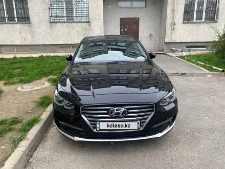 Hyundai Grandeur 2019 года за 10 000 000 тг. в Алматы