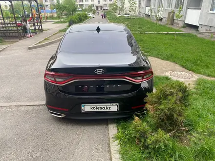 Hyundai Grandeur 2019 года за 10 000 000 тг. в Алматы – фото 2