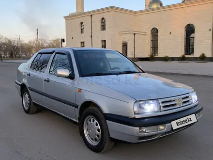 Volkswagen Vento 1994 года за 1 550 000 тг. в Караганда