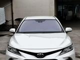 Toyota Camry 2021 годаfor17 000 000 тг. в Тараз – фото 4