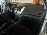 Hyundai Solaris 2014 года за 4 100 000 тг. в Жезказган – фото 3