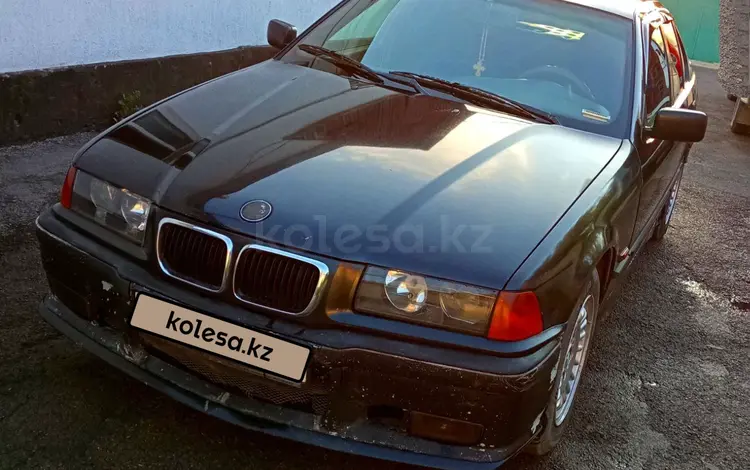 BMW 318 1994 годаfor1 000 000 тг. в Алматы