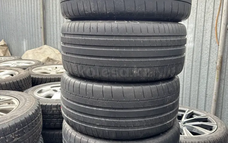 Michelin Pilot Super Sport 255/35ZR19 (96Y) 275/35ZR19 (100) за 200 000 тг. в Алматы