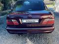 Mercedes-Benz E 320 1996 года за 1 600 000 тг. в Талдыкорган – фото 2