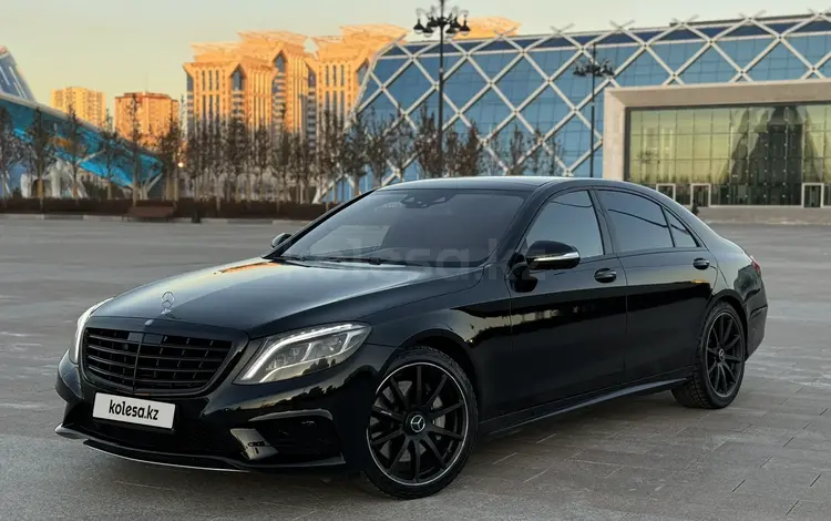 Mercedes-Benz S 500 2015 года за 22 000 000 тг. в Астана