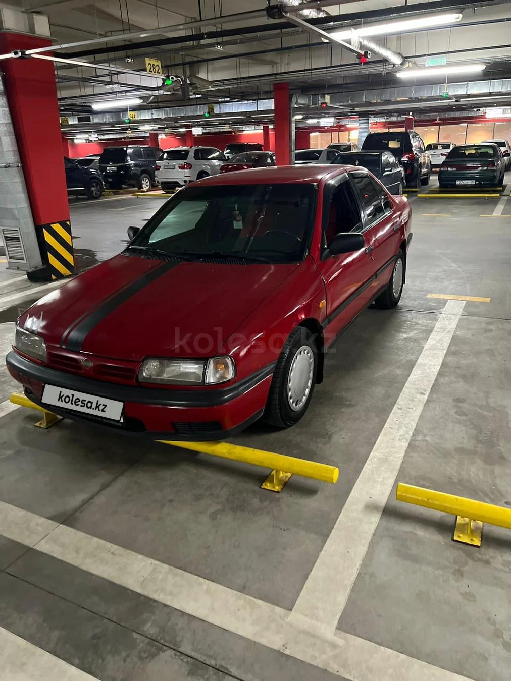 Nissan Primera 1992 г.