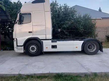 Volvo  FH 2010 года за 27 000 000 тг. в Шымкент – фото 2