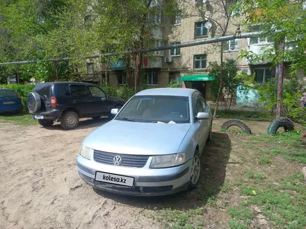 Volkswagen Passat 2000 года за 1 800 050 тг. в Уральск – фото 4