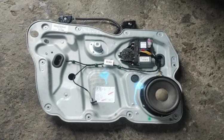 Стеклоподъёмники на VW Touran Caddy 2010-2015 оригинал, привозные за 15 000 тг. в Алматы