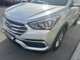 Hyundai Santa Fe 2018 года за 11 300 000 тг. в Алматы – фото 2