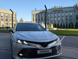 Toyota Camry 2019 года за 13 300 000 тг. в Усть-Каменогорск – фото 2
