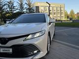 Toyota Camry 2019 года за 13 300 000 тг. в Усть-Каменогорск – фото 3
