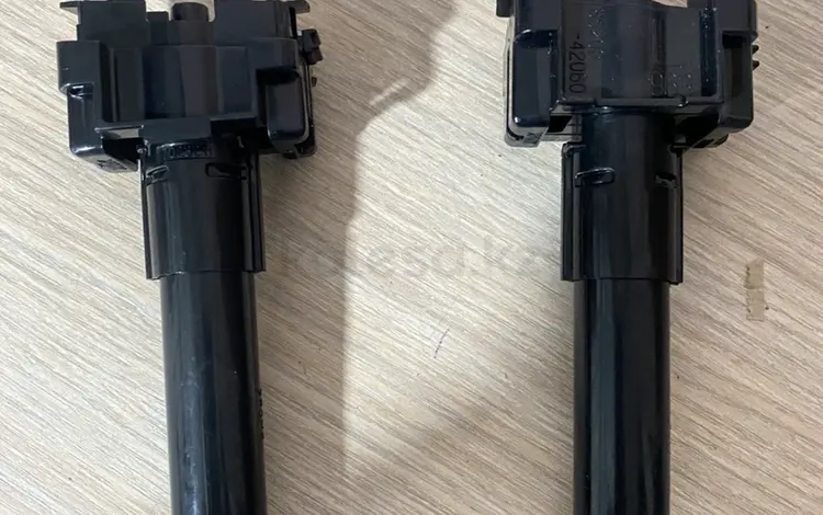 Форсунки омывателя фары — Toyota RAV4 2015-2017 за 10 000 тг. в Алматы