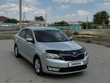 Skoda Rapid 2015 года за 4 400 000 тг. в Атырау – фото 2