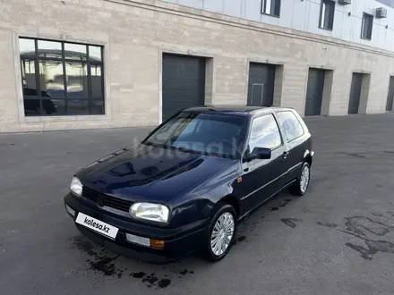 Volkswagen Golf 1992 года за 1 300 000 тг. в Караганда
