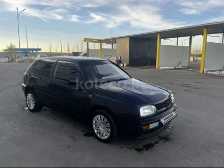 Volkswagen Golf 1992 года за 1 300 000 тг. в Караганда – фото 2
