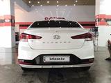 Hyundai Elantra 2018 годаүшін8 500 000 тг. в Шымкент – фото 3