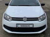 Volkswagen Polo 2014 годаүшін4 100 000 тг. в Атырау