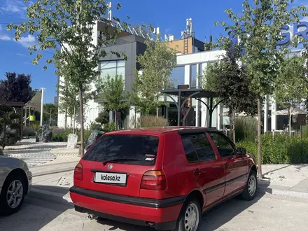 Volkswagen Golf 1993 года за 1 100 000 тг. в Алматы