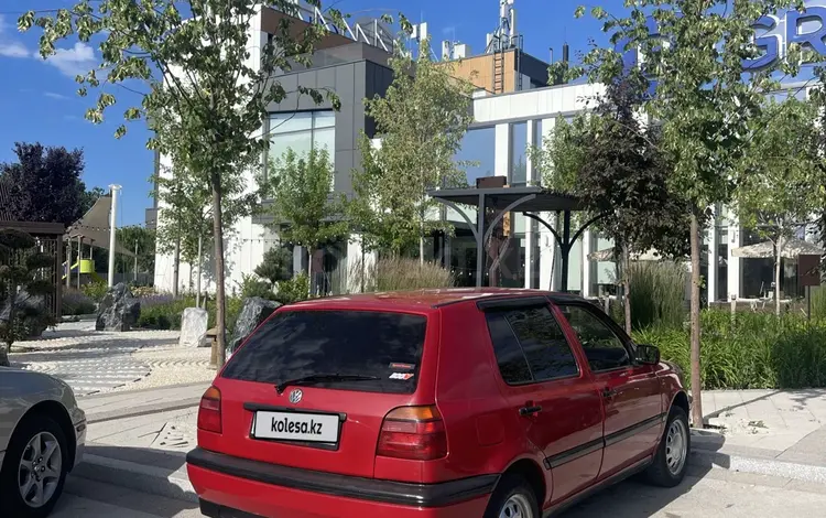 Volkswagen Golf 1993 года за 1 100 000 тг. в Алматы