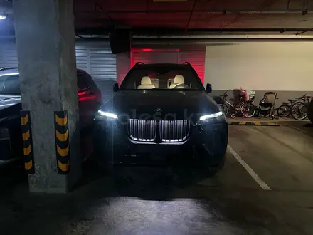 BMW X7 2023 года за 72 500 000 тг. в Астана – фото 17