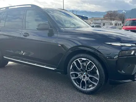 BMW X7 2023 года за 72 500 000 тг. в Астана – фото 3