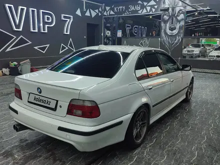 BMW 530 2003 года за 5 500 000 тг. в Жанаозен – фото 4