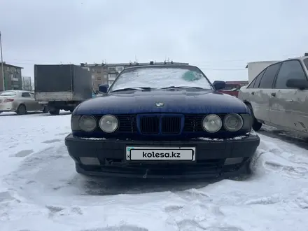 BMW 525 1991 года за 900 000 тг. в Караганда – фото 2