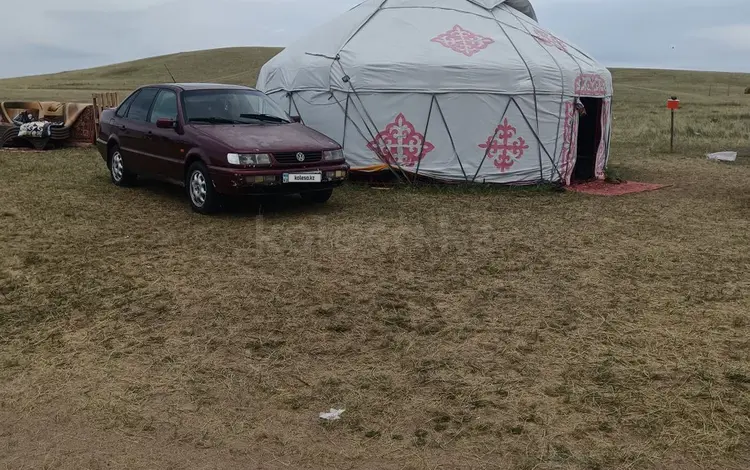 Volkswagen Passat 1995 года за 1 100 000 тг. в Караганда