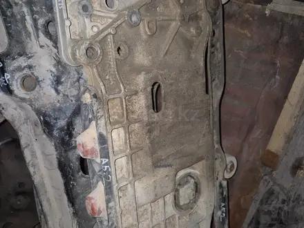 Балка передняя под двигатель N за 40 000 тг. в Астана – фото 2